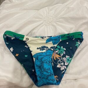 Reversible Maaji bikini bottoms small
